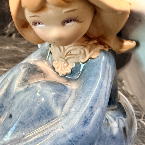 TII COLLECTIONS Ceramic Angel Figurine - Picture 16 of 16